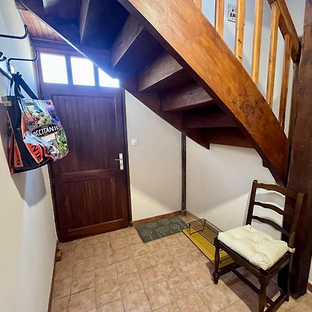 La Petite Ourse Maison De Village A Oust Exterior photo