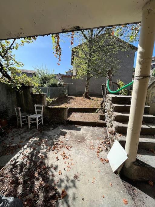 La Petite Ourse Maison De Village A Oust Exterior photo